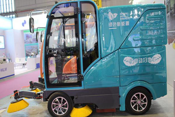 合同額首次突破百億大關(guān)！無人駕駛環(huán)衛(wèi)“井噴期”來了