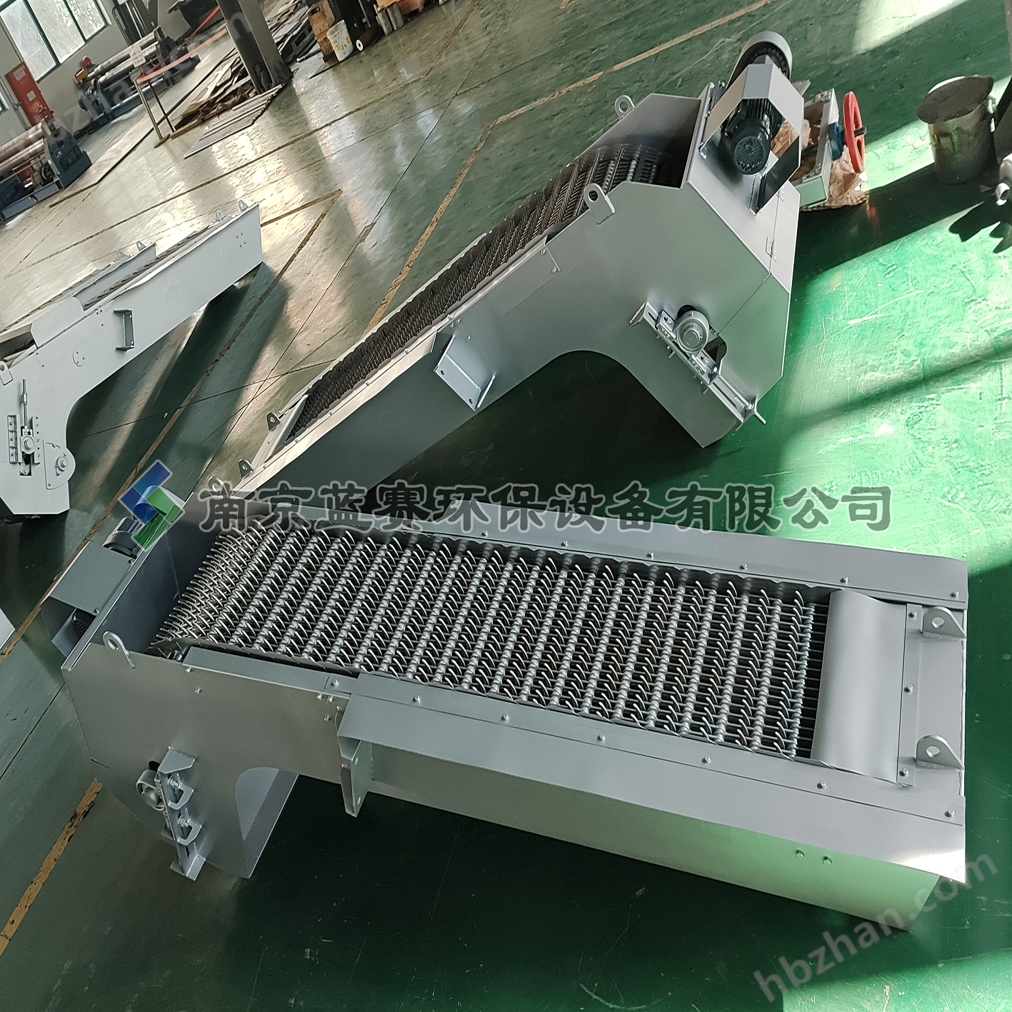 反撈式回轉(zhuǎn)不銹鋼齒耙格柵