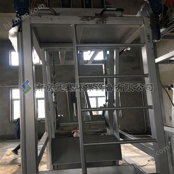 高水位差鋼絲繩牽引格柵機