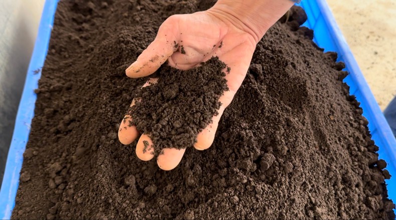 有機(jī)肥.jpg 有機(jī)肥.jpg