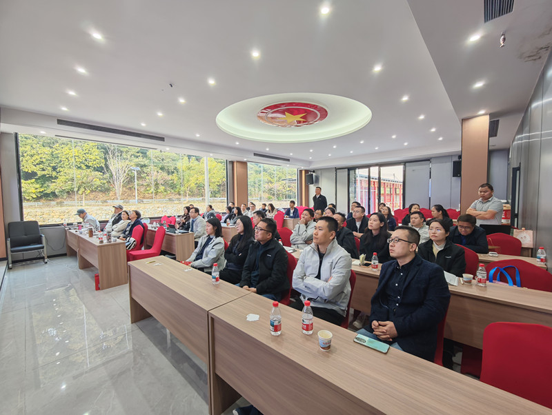 普傳科技2025年終經(jīng)營和管理評審會議暨優(yōu)秀員工表彰會圓滿舉行